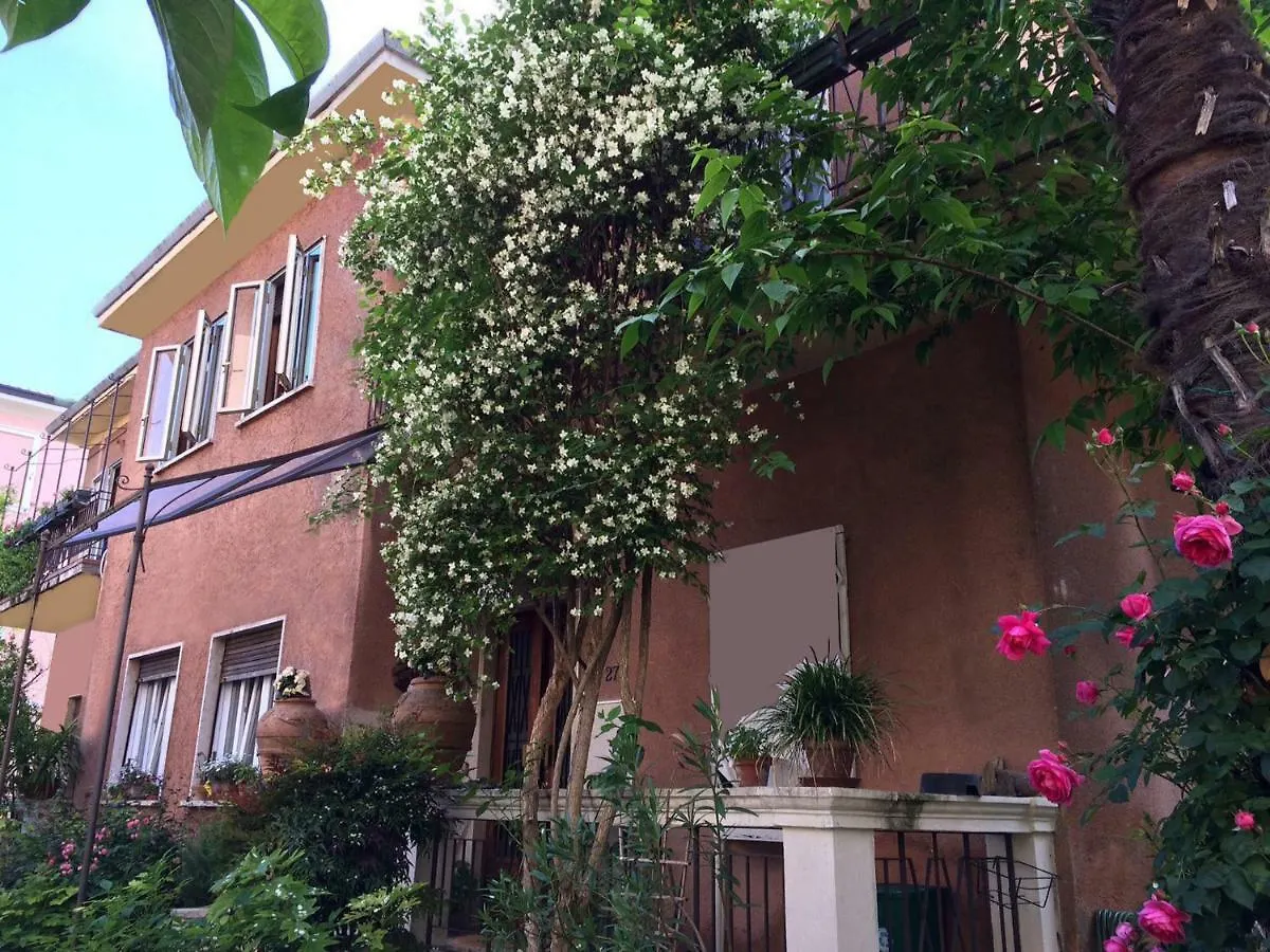 B&B Al Gazebo Verona 0*,  Italien